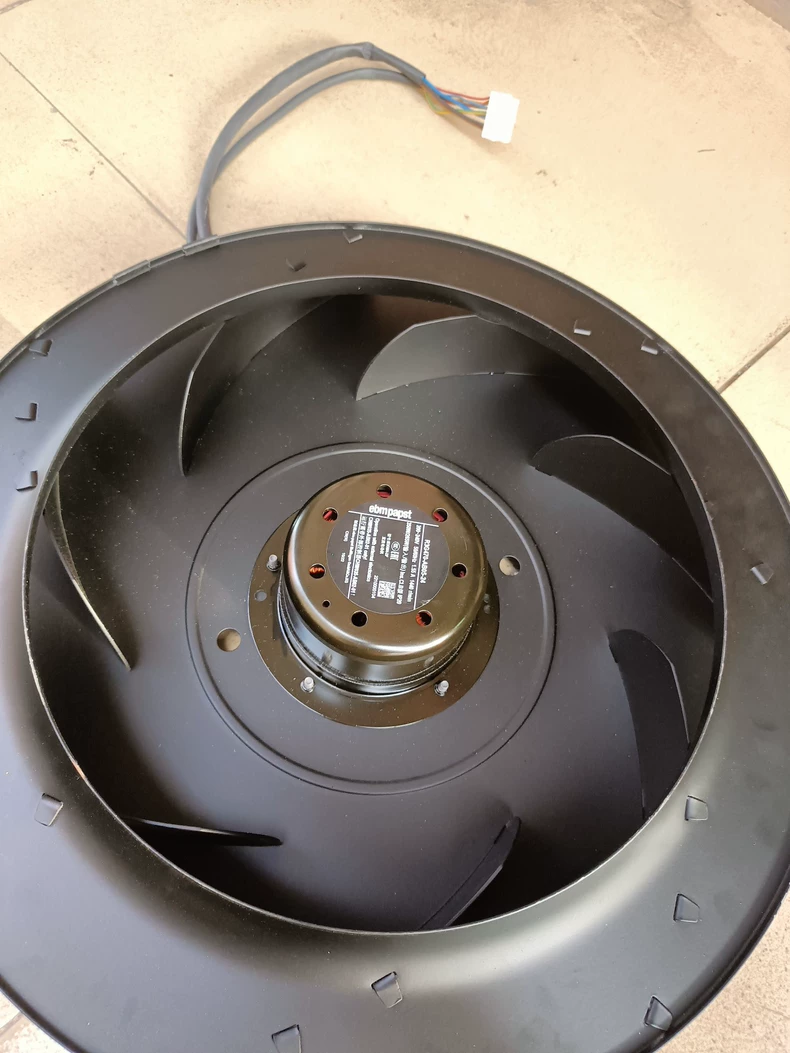 Ebmpapst Fan R3G470-AB05-24 Reliable Industrial Cooling Fan